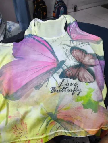 Roupas para brechó