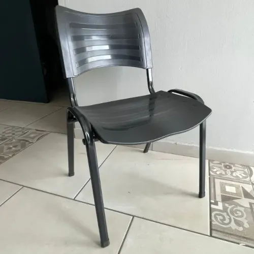 Cadeira de escritório/escola/igreja empilhável