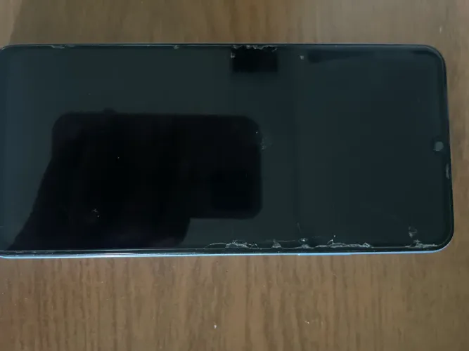 Vendo um celular Realme Note 50 RMX3834 8,0GB