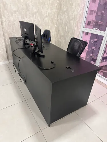 Mesa Escritório Preta 2,10m x 0,76m