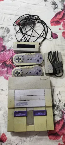 Super Nintendo + jogos + acessorios