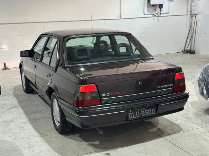 Chevrolet Monza Classic SE 2.0 /mpfi E EFI 2P E 4P 1992