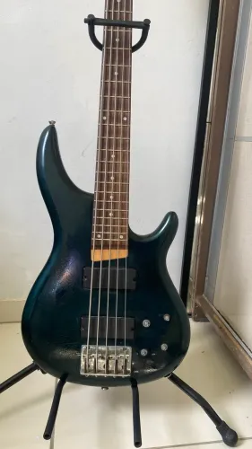 Baixo Tagima Memphis 5C 