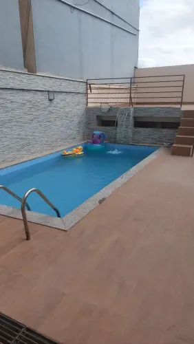 Alugo área com piscina para churrasco familiar