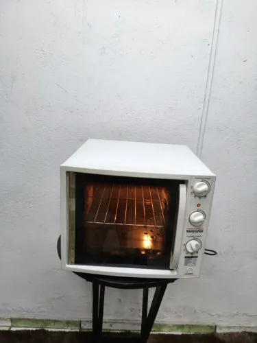 Forno Elétrico Usado - 45 litros 