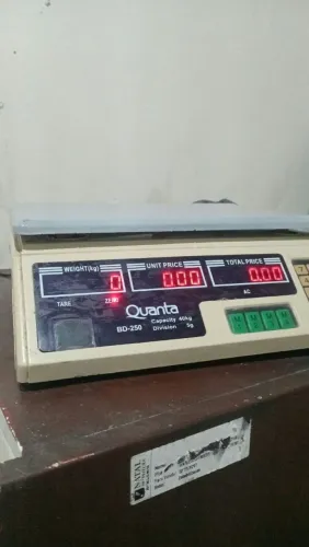 Fone de 15 e balança digital