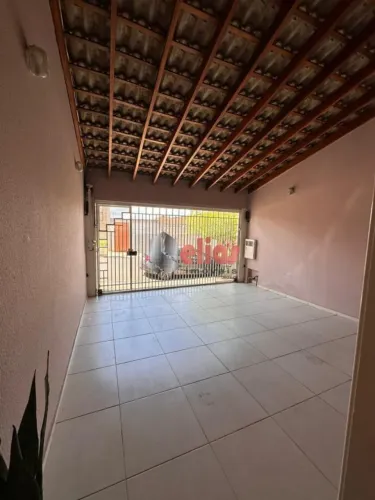 Casa para venda com 135 m² e 3 quartos em Madureira, Bauru - SP