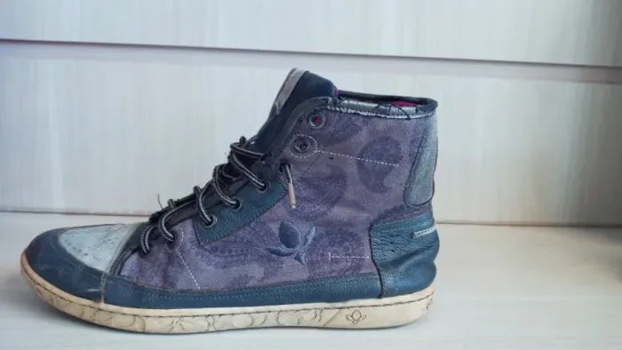 Tenis  Cravo e Canela    100 % Original  - Nº 39    Lindo    Lindo demais super estiloso  
