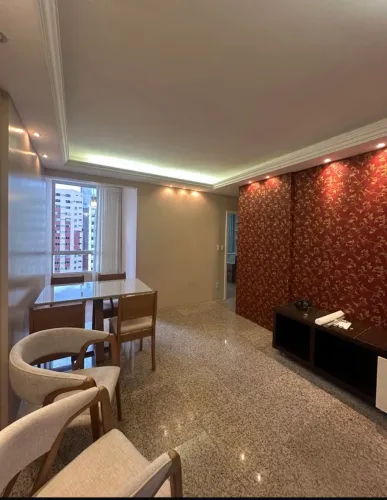 Alugo Ed. VENEZA MOBILIADO NA AV. TAMANDARE 
