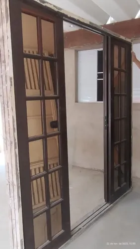Porta Balcão 6 Folhas com espelhos