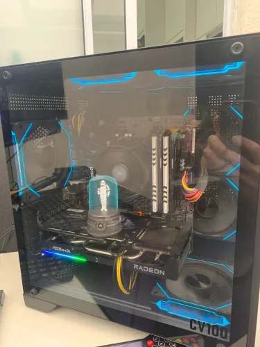 PC GAMER ? RYZEN 5 5600 + RX 9060 XT 16GB + 32GB RAM + 2TB+ DE ARMAZENAMENTO