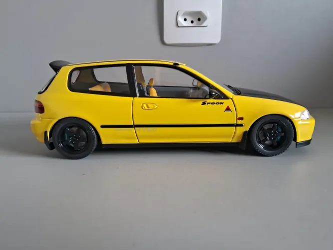 Miniaturas 1:18