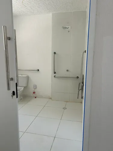Kit barras de apoio PCD inox - retiradas de apartamento novo