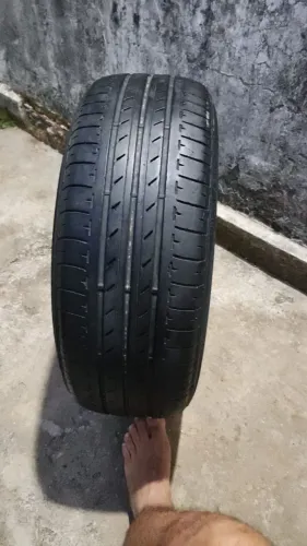 PNEU ECOPIA 215/60 R16 150,00 UND.
