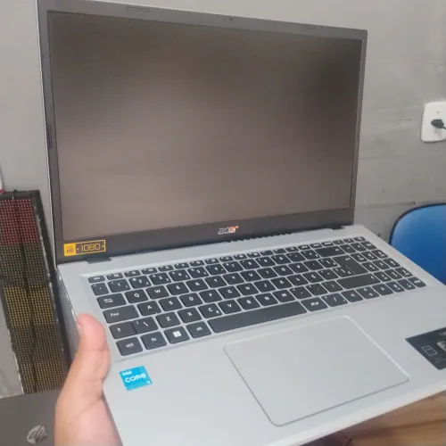 Notebook Acer i3 N305 semi novo