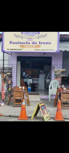 Vende-se restaurante de porta fechada, trata-se *.