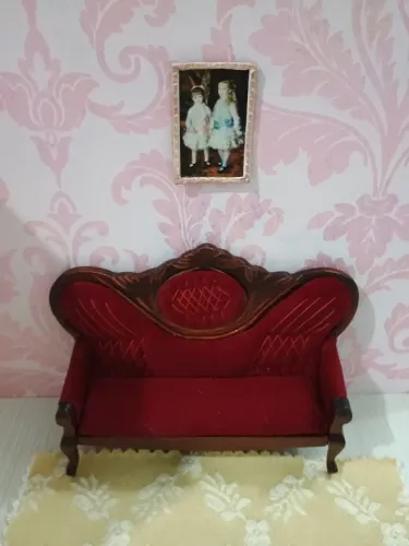 Minatura de sofasinho vitoriano