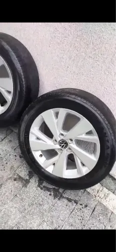Troco rodas 16 por 17 