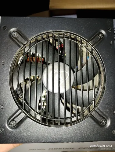 PEÇAS PARA PC: FONTE, PLACA-M?E E PLACA DE VÍDEO