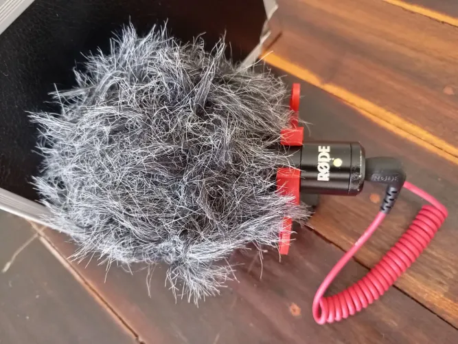 Microfone Rode vídeomic para câmera