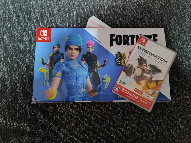 Nintendo Switch V2 FORTNITE Impecável