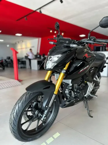 Cb 300 twister 0km 2027