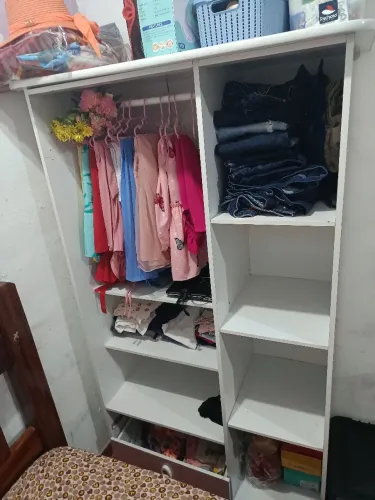 Guarda roupa de solteiro 300