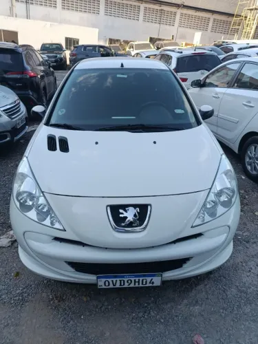 Peugeot 207 Active 1.4 Flex 8V 5P 2014