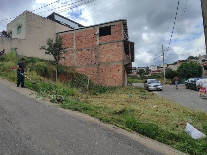 Lote 150 mts, no bairro liberdade 150.000,00