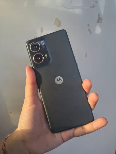 Vendo Motorola g85 aceito cartão e parcelo