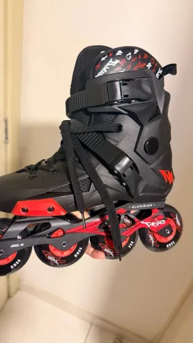 PATINS TRAXART - KIT COMPLETO REVOLT PRETO COM MOCHILA