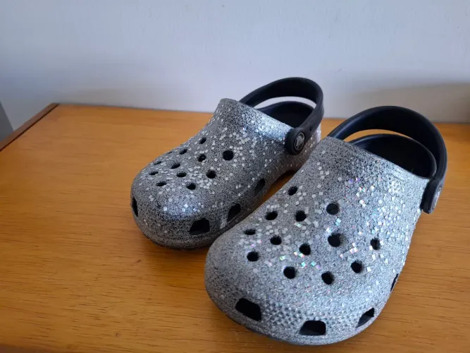 Crocs original tamanho 30