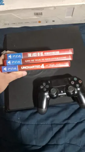 Playstation Pro - 1TB - 3 Jogos