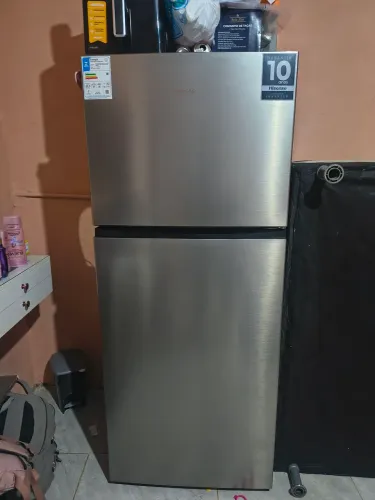 Vendo geladeira fros friee hisense inverter 381 litros