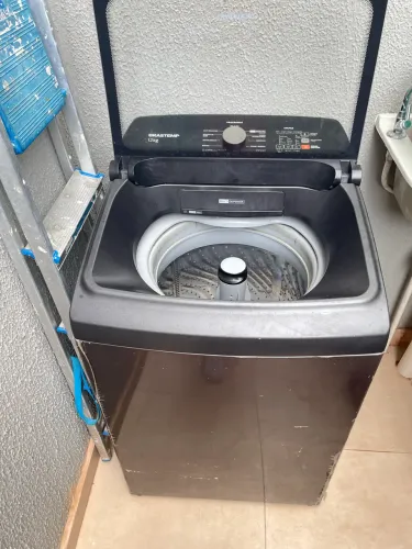 VENDO OU TROCO MÁQUINA DE LAVAR ROUPA