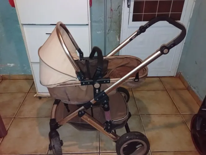 Carrinho de bebê