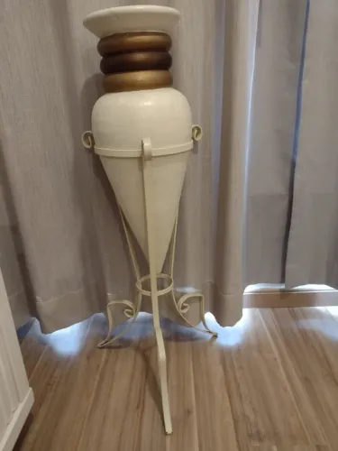 Vaso de cerâmica decorativo seminovo 