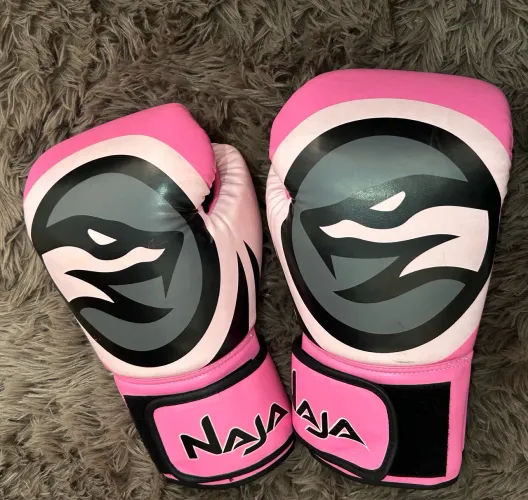 Luvas de boxe/Muay Thai marca Naja
