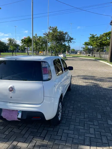 Fiat Uno Attractive 1.0 EVO Fire Flex 8V 5P 2021