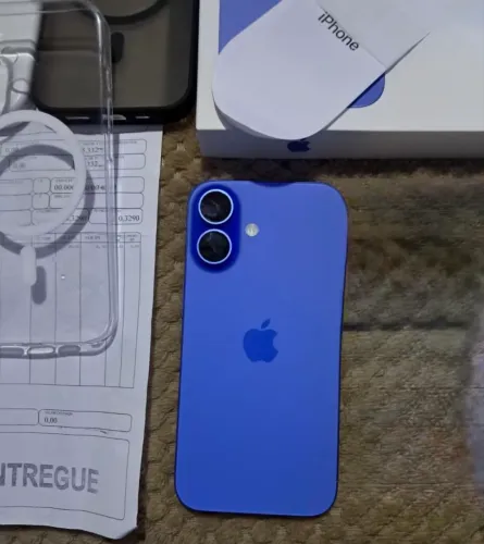 iPhone 16