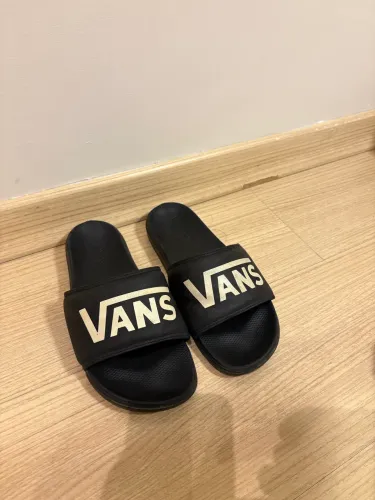 Chinelo slide Vans