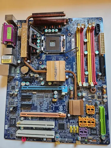 Placa mae Gigabyte 9650-ds4
