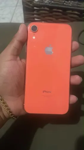 iPhone XR retirar peças