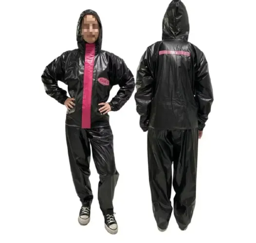 CONJUNTO CAPA DE CHUVA FEMENINO ( CALÇA E JAQUETA COM CAPUZ), NOVO, NUNCA FOI USADO!