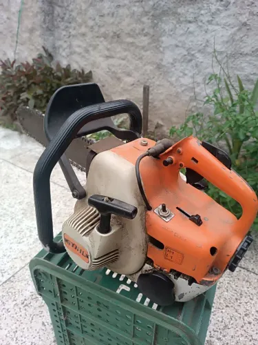 Motosserra Stihl 08 S em ótimo estado