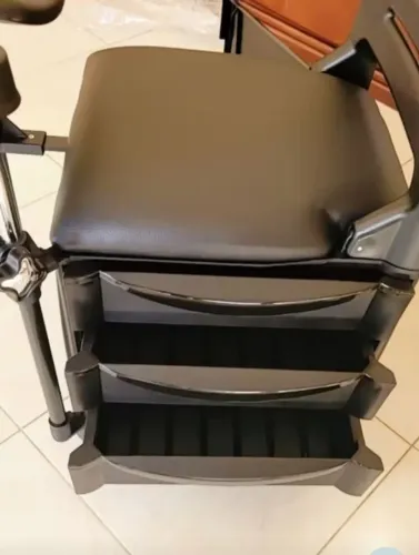Cadeira de manicure dompel