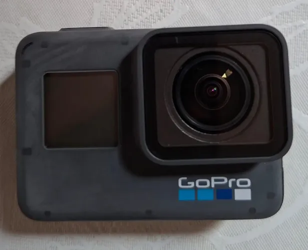 Câmera Gopro Hero 6 + cartão de memória 32gb