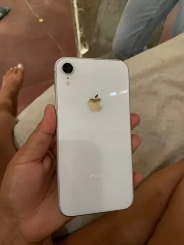 vendo iphone xr semi novo