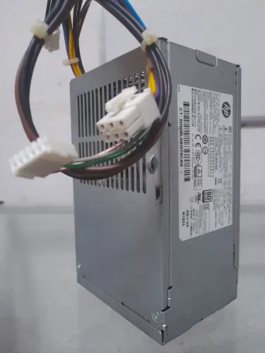 Fonte HP prodesk/Elitedesk Slim SFF 240W 80 Plus (6 pinos + 4)