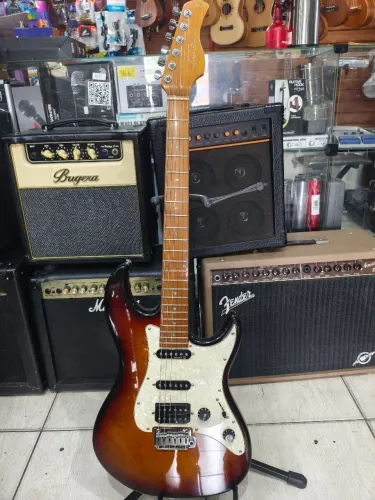 Guitarra Sire Larry Carlton S7